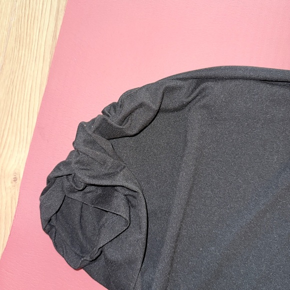 Black Off-Shoulder Top - Picture 3 of 6